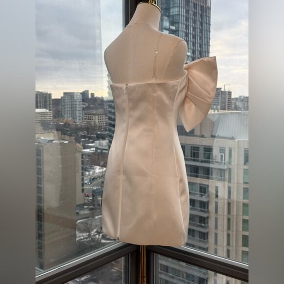 🆕 BRONX & BANCO 🧿 NWOT Evie White Strapless Bow Mini Dress, Sz S US 4 - Picture 6 of 16